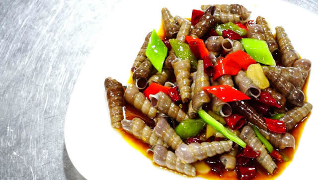 后厨大揭秘,实拍辣椒炒丁螺,超帅大厨分享重要烹饪技巧