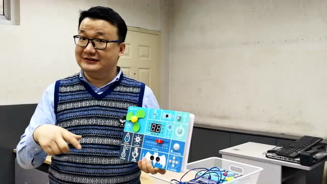 创客空间布置 吴俊杰