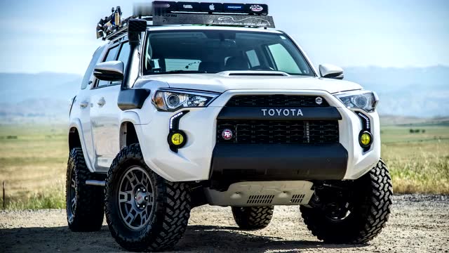 2017丰田超霸sr5越野改装