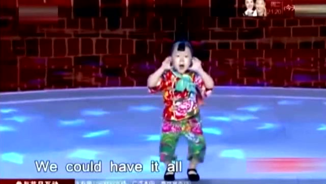 小玉玉最跑调表演!英文愣是唱出青岛话感觉,冯小刚都笑出眼泪了