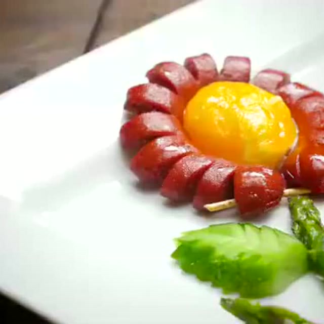 火腿肠创意吃法!童趣满满的向日葵,鲜嫩营养!好吃到炸咧