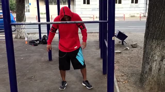 乌克兰街健大神瓦蒂姆(vadym oleynik)教你如何拉伸全身