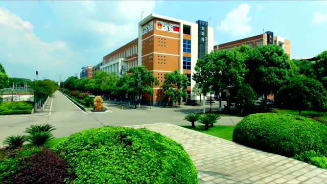02 湖南信息学院航拍_1