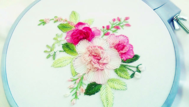 手工刺绣:创意手工玫瑰卷针绣缝制精美的月季花