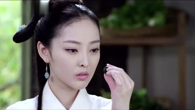 兰陵王妃洛云腹黑为了让长恭爱上自己在长恭汤里下迷情丹