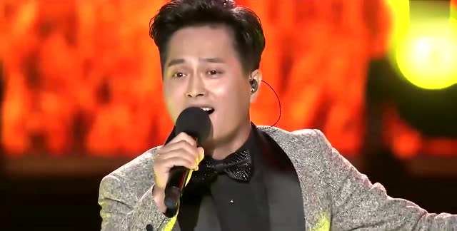 云飞《鸿雁》现场版