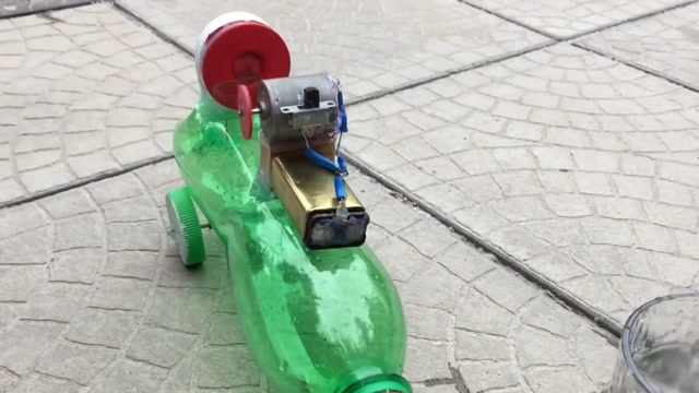 鱼儿缺痒怎么办?自制一个增氧机,简单易学