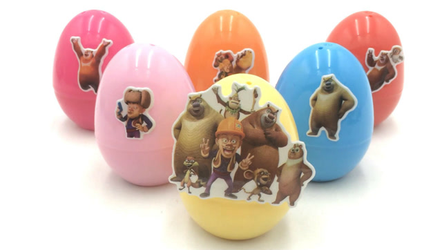 熊熊乐园熊出没奇趣蛋拆到赛车总动员