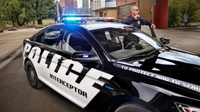 国产汽车山寨美国霸气的警车会发生什么事?可能成为国内最大车企