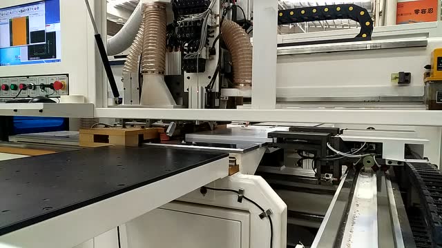 超高清全自动数控六面钻铣加工中心加工板件4-桦桦机械