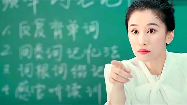 李雷和韩梅梅出色影视局部:两位男同学课上不仔细被老师批判