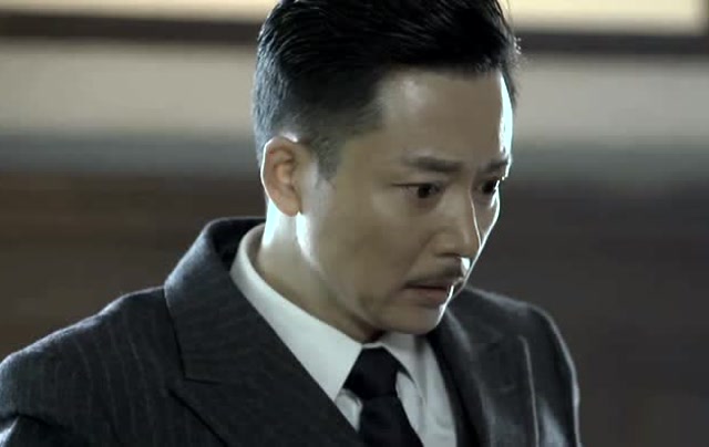 伪装者:毒蜂还是没能斗过曼春,再次放了曼春