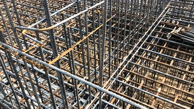 剪力墙水平钢筋在外侧