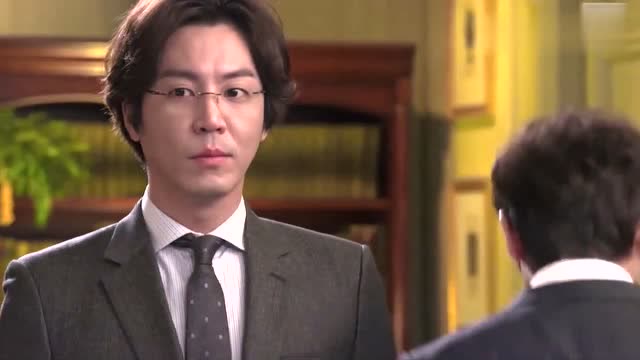 《继承者们》这个班有两种人,一个灿荣,一个你们这些小明!