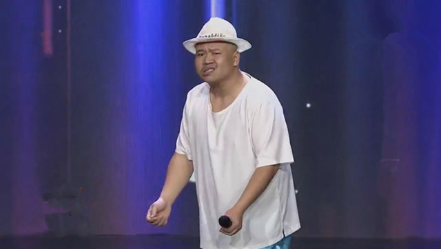 陈小宝超级模仿刘能,评委何军,宋宁及观众开怀大笑
