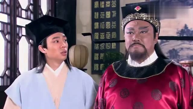 老人家端了个乌盆来告状,包青天额头一亮,居然有个人在这盆里!