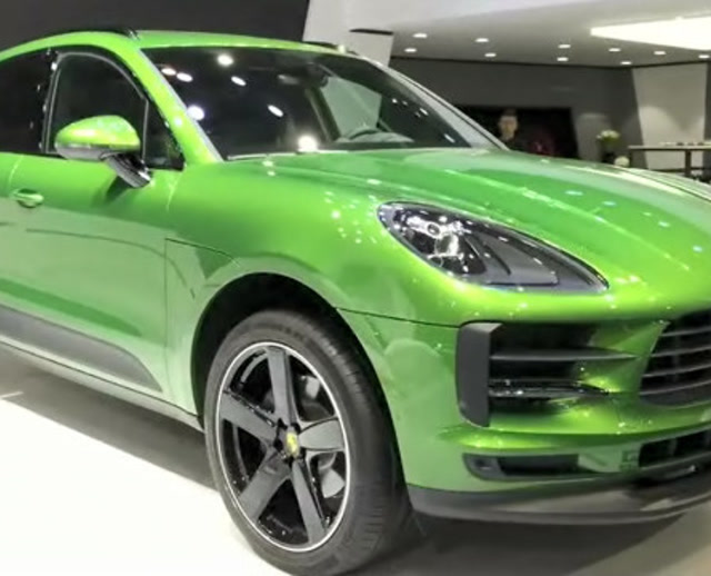 鲜绿色的保时捷卡宴你见过么?你会选这个颜色吗?