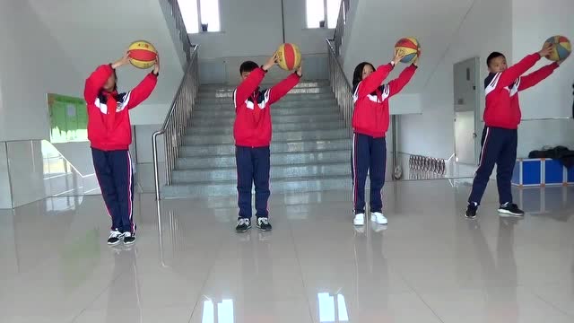 八里小学篮球操示范