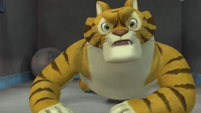 熊出没:光头强和熊大熊二一起来救虎子大哥,却被猎人发现