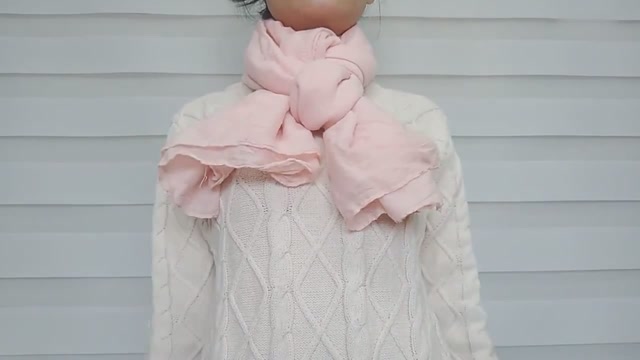 花式系围巾之"田字结"的系法,美观又气质满满