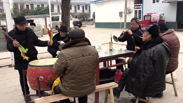 民间唢呐铜器班合奏《草原牧歌》,也这么好听,很有原味的感觉