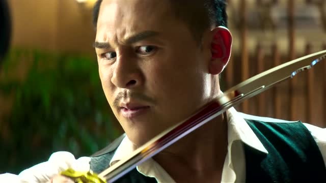 黑帮太子爷嚣张跋扈张天志功夫比子弹快大砍刀一刀下去手臂没了