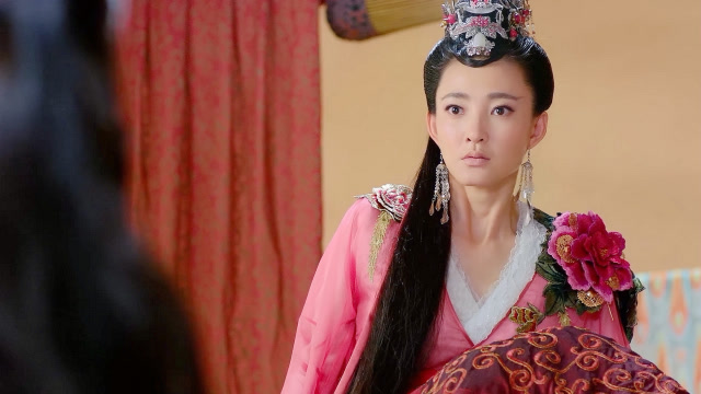 《封神演义》杨戬黑天眼开启,看到妲己肚里怀小狐狸,妲己:我爱狐妖!