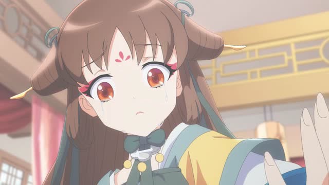 《盛世妆娘》女主为了进宫,痛心的将自己最爱的眼部精华送给宋夫人!