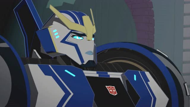 变形金刚:横炮欲和铁腕比赛跑,不料结局出现可笑的一面!