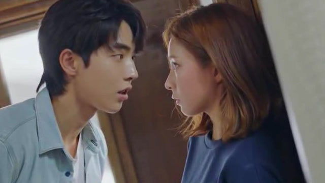 南柱赫教你谈恋爱,看他是如何把申世景调戏的面红耳赤的,速看混剪