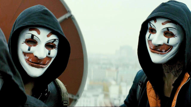 高智商犯罪后完美脱身,看完《我是谁》这部黑客电影,再也不相信人类了