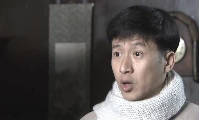 雾柳镇:美人寻死觅活,柳云轩让管家先出去,要和小美人单独谈谈!