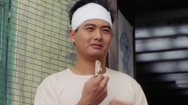 赌神:没想到高进脑子坏了,还这么聪明,把刀仔耍得团团转!