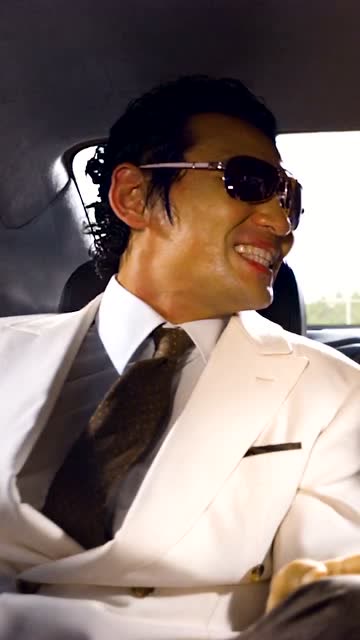 据说黄政民的粉丝都是些狠人,这气质简直演活了,佩服佩服