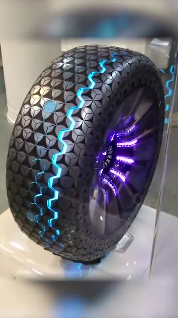 全球首款纳米轮胎,让汽车行驶过程中美女见了都不会爆胎