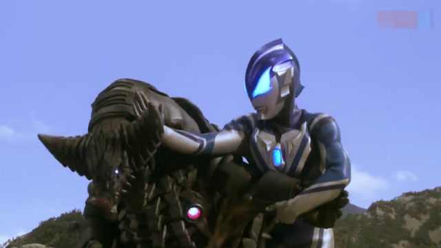 莱姆太了解捷德奥特曼了,哪怕他化身机敏形态,依旧打不过怪兽