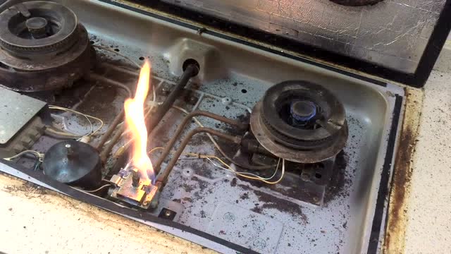 方太燃气灶,燃气泄漏,才用了没两年,这质量让人安全