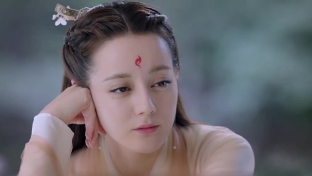 三生三世枕上书凤九额头的凤尾花为什么突然发亮知道原因了