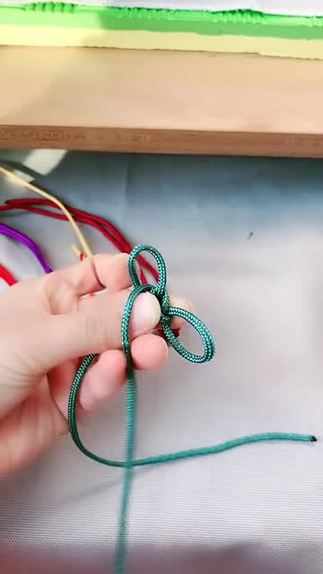 蒜木疙搭结,又名释迦球结