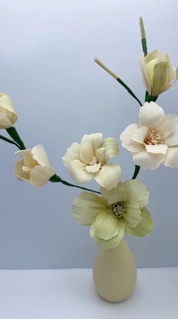 玉米皮做出的花竟能以假乱真,像极了买不起的样子