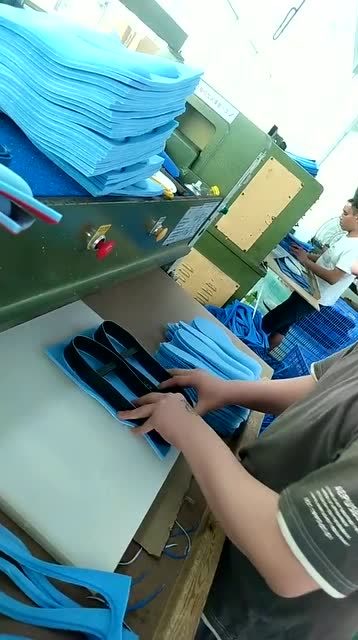 鞋垫厂碳纤维鞋垫,工厂实拍实录,这个做工值这个价钱!