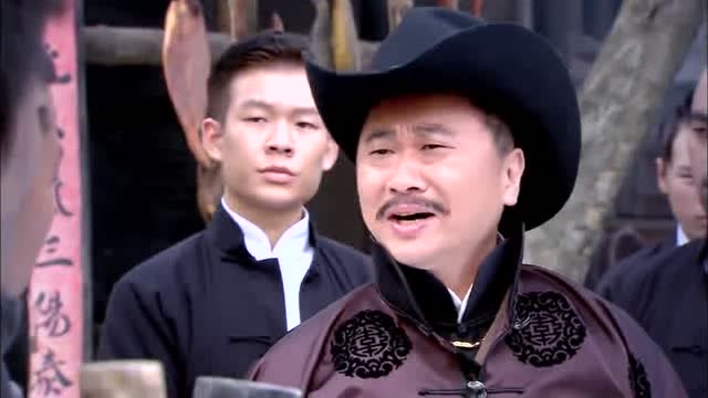 千金女贼雷霸天突然善心大发亲自找那些流民众人拒绝