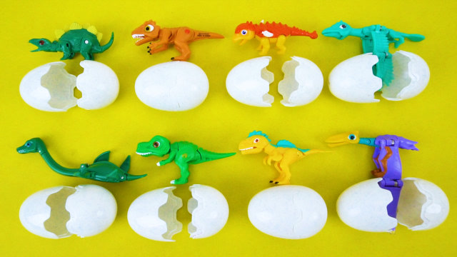 一起打开恐龙蛋 看看有哪些恐龙宝宝吧!