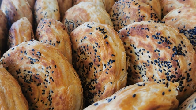 中食家乡味道|赫赫有名的泰安范镇油酥火烧,你吃过吗?