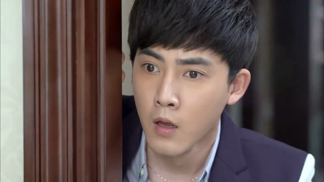 爱的阶梯:皓天去找田心,刚到门口就听见女友离开的真相,崩溃