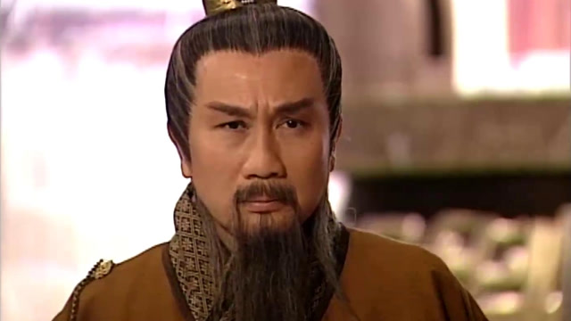 寻秦记嬴政穿着娘蓉设计的衣服吕不韦这衣裳好眼熟啊