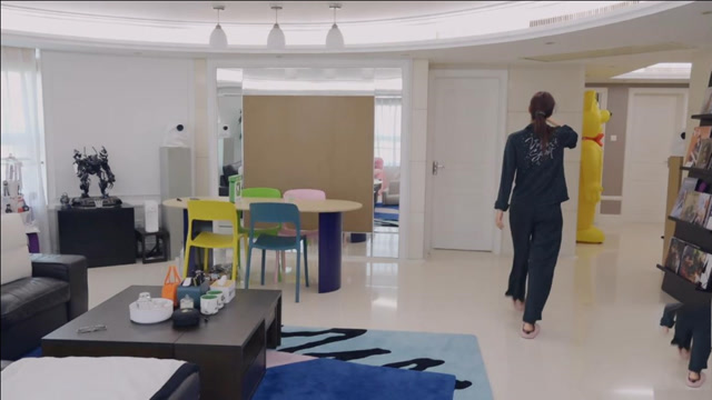 宋妍霏家境有多好,住着上海市区豪宅,家里玩具四位数起步