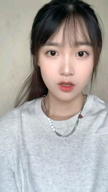 这么自恋的女孩子,你们见过吗?