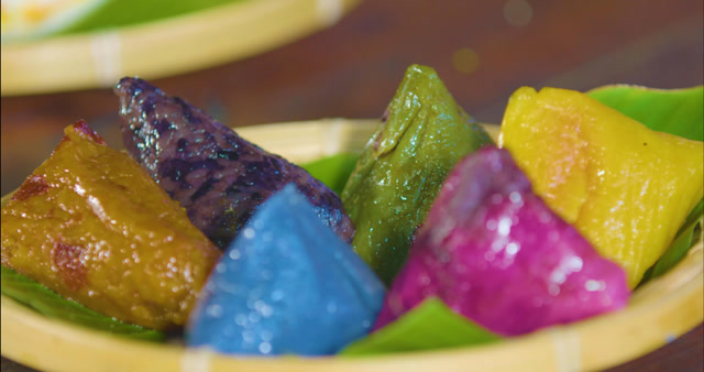 云南文山的七彩花米粽,漂亮到让人舍不得吃!