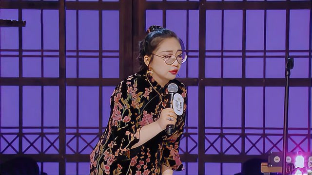 傅首尔脱口秀首秀,惊艳四座丨听姐说